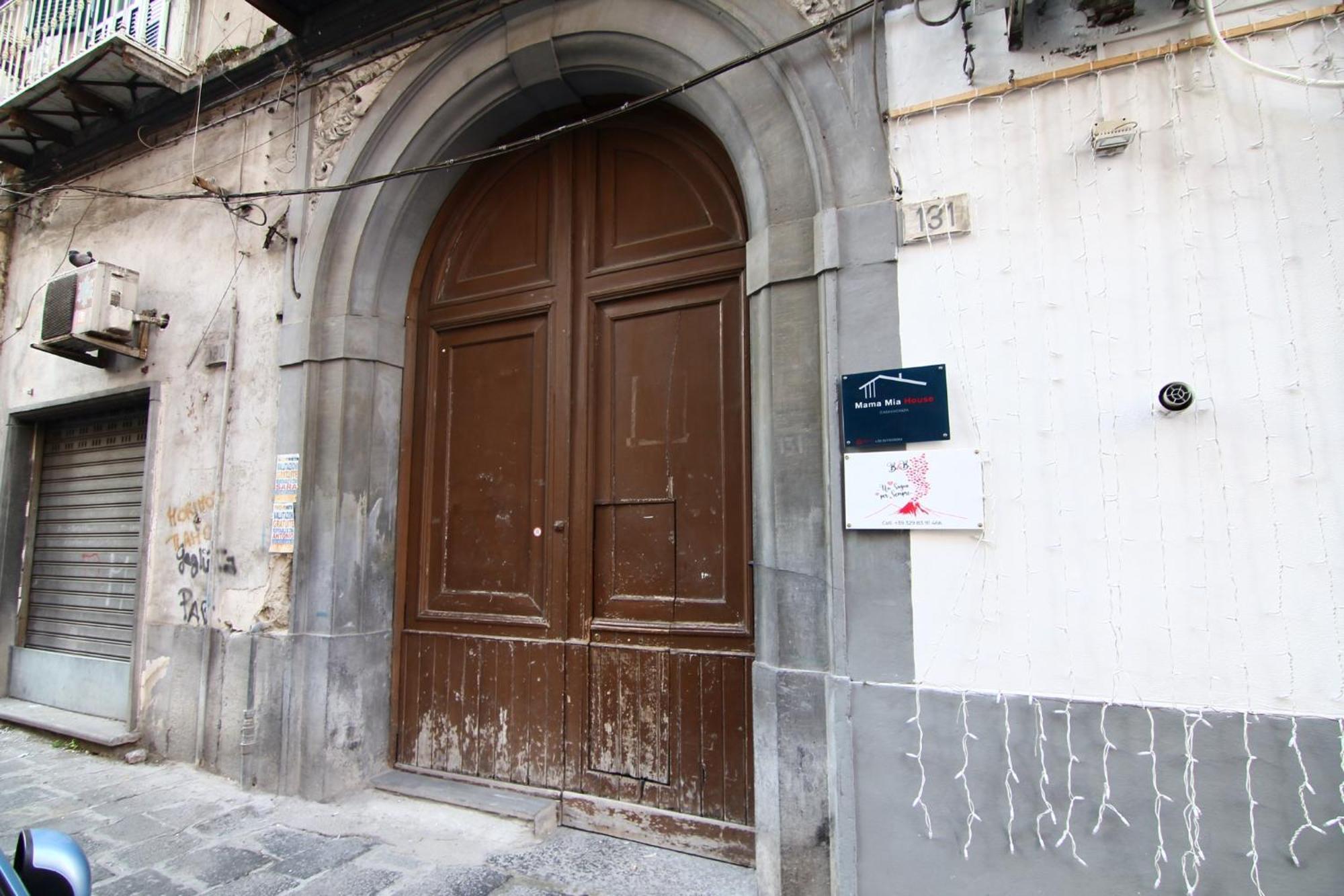 Appartamento Mama Mia House Napoli Esterno foto